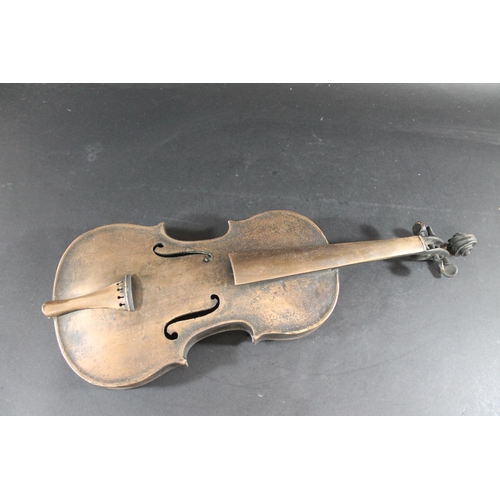 763 - CAST OF A BRONZE VIOLIN a cast of a full length violin, complete with tailpiece which can be removed... 