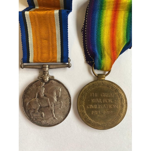 106 - A FIRST WORLD WAR PAIR TO THE NORFOLK AND LINCOLNSHIRE REGIMENTS. A Great War Pair comprising War Me... 