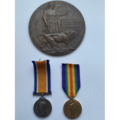 226 - A FIRST WORLD WAR PAIR AND MEMORIAL PLAQUE TO THE LONDON REGIMENT. A Great War pair comprising War M... 