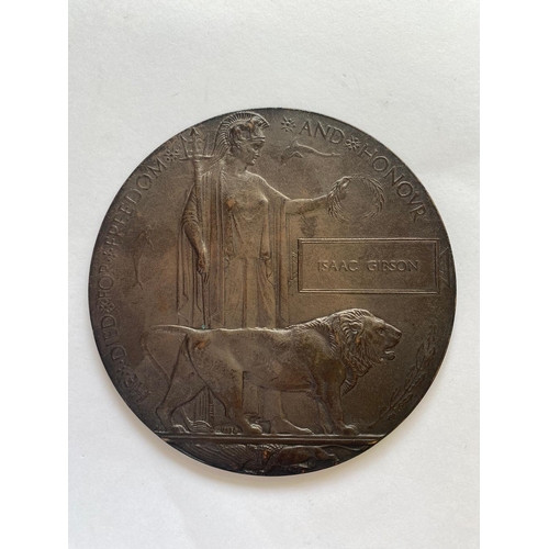 255 - A FIRST WORLD WAR PAIR AND MEMORIAL PLAQUE TO THE ROYAL ARTILLERY. A Great War Pair comprising War M... 