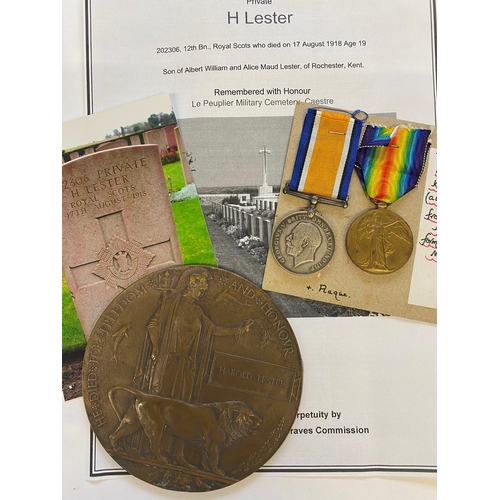 273 - A FIRST WORLD WAR PAIR AND MEMORIAL PLAQUE TO THE EAST KENT AND ROYAL SCOTS. A Great War Pair compri... 