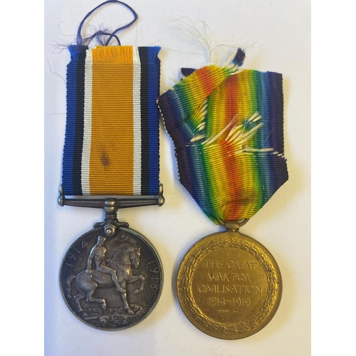 285 - A FIRST WORLD WAR PAIR AND PLAQUE TO THE KING'S OWN SCOTTISH BORDERERS. A Great War pair comprising ... 