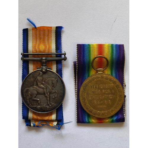 286 - A FIRST WORLD WAR PAIR AND MEMORIAL PLAQUE TO THE EAST LANCASHIRE REGIMENT. A Great War Pair compris... 