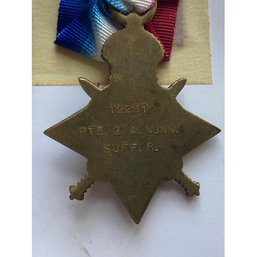 298 - A FIRST WORLD WAR CASUALTY TRIO AND PLAQUE TO THE SUFFOLK REGIMENT. A Great War Trio Comprising 1914... 