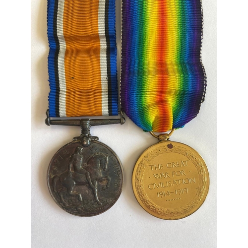 386 - A FIRST WORLD WAR CASUALTY PAIR TO THE LOYAL NORTH LANCASHIRE REGIMENT. A Great War Pair comprising ... 