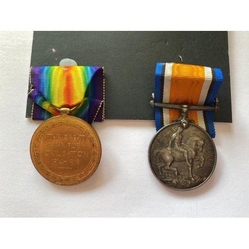 553 - A FIRST WORLD WAR CASUALTY PAIR TO THE MANCHESTER REGIMENT. A Great War Pair comprising War Medal an... 