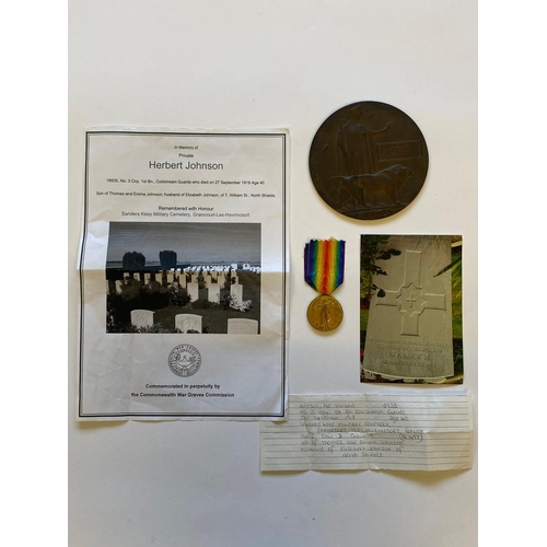 560 - A FIRST WORLD WAR VICTORY MEDAL AND MEMORIAL PLAQUE TO A VC ACTION OF THE COLDSTREAM GUARDS. A Victo... 