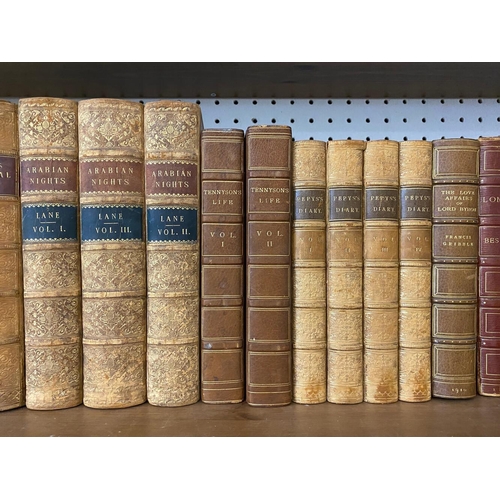 167 - JOHN EVELYN. Memoirs, 5 volumes, 1827 and 34 others, leather bindings. John Evelyn. Memoirs, 5 volum... 