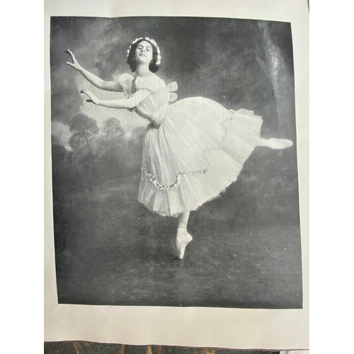 208 - ANNA PAVLOVA. Saison Russe, 1912 and 2 others (3). Anna Pavlova. Saison Russe of Artists from the Im... 