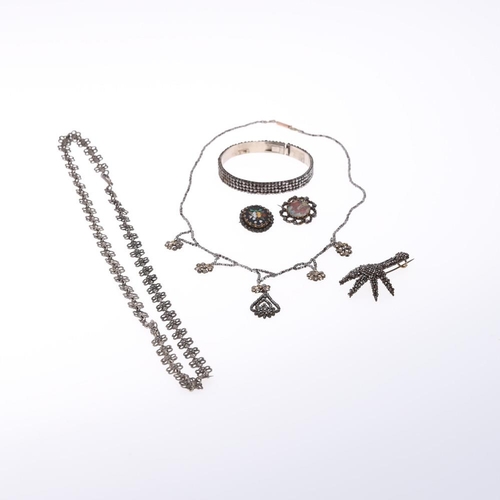 920 - A QUANTITY OF JEWELLERY. including marcasite jewellery and various other items.  **BP 22.5% inc VAT ... 