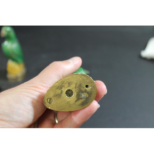 904 - PAIR OF 18THC CHINESE PORCELAIN PARROTS & ORMOLU MOUNTS. A pair of small green glazed Parrots, each ... 