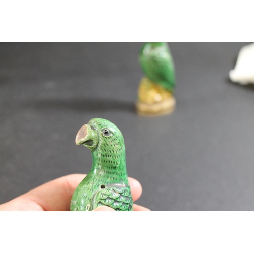 904 - PAIR OF 18THC CHINESE PORCELAIN PARROTS & ORMOLU MOUNTS. A pair of small green glazed Parrots, each ... 