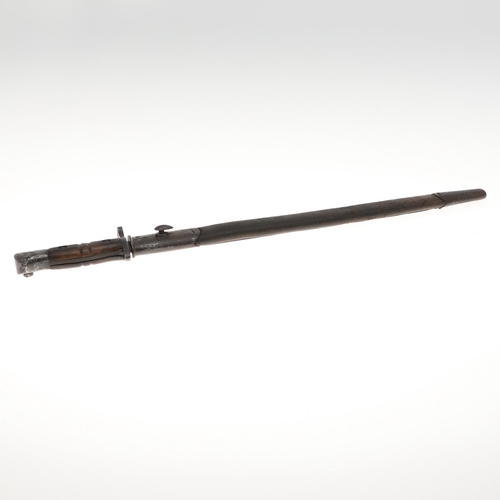 103 - A FIRST WORLD WAR BAYONET, POSSIBLY U.S. ISSUE. With a 43cm pointed, single sided fullered blade sta... 