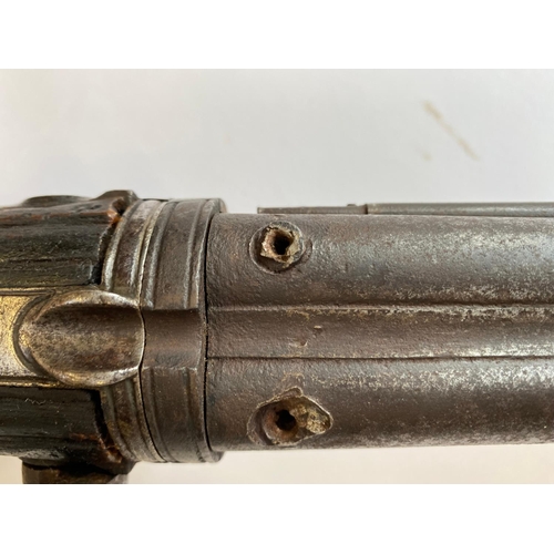 2 - AN UNUSUAL 19TH CENTURY FOUR BARREL SHOTGUN. An unusual mid nineteenth century percussion cap firing... 