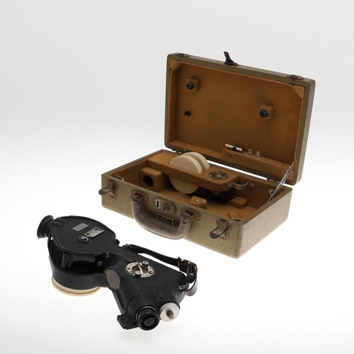 277 - A SECOND WORLD WAR OR LATER ARMY AIR FORCE BUBBLE SEXTANT. With a label 'Army Air Force Sextant (bub... 