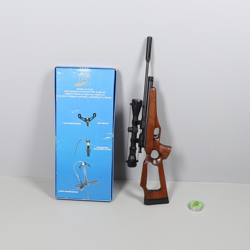 41 - A BROCOCK 'CONTOUR' 177 AIR RIFLE AND PUMP. A Brocock 'Contour' 177 PCP air rifle with sound moderat... 