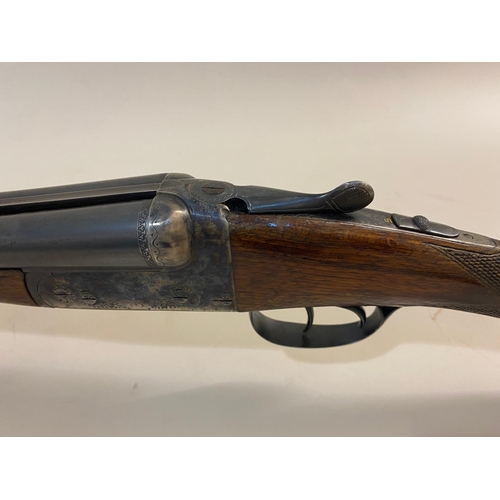 43 - A 20 BORE AYA 20 BORE DOUBLE BARREL SHOTGUN. An AYA 20 Bore Shotgun with 69cm side by side ejector b... 