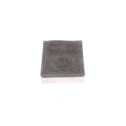 454 - A PORTUGUESE INDUSTRIAL ASSOCIATION BRONZE COMMEMORATIVE AWARD. A rectangular bronze medal for the P... 