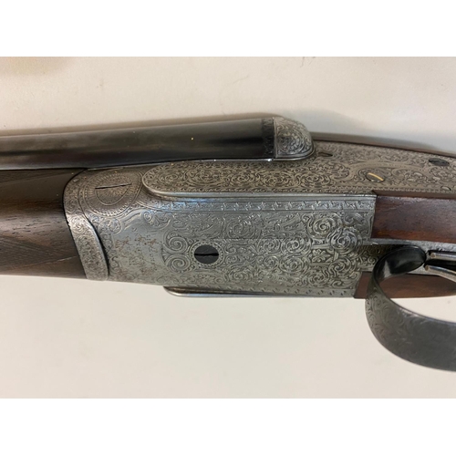 47 - A HOLLAND AND HOLLAND 12 BORE DOUBLE BARREL SHOTGUN. A fine Holland and Holland 12 Bore double barre... 