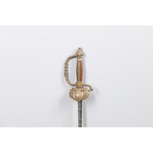 53 - A FINELY DECORATED 19TH CENTURY COURT SWORD. A fine late 19th century court sword with an 81cm narro... 