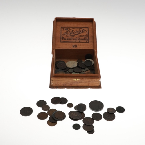 601 - A COLLECTION OF ASSORTED UK AND OTHER COINS TO INCLUDE ROMAN, 18TH CENTURY COPPER AND OTHERS. A mixe... 