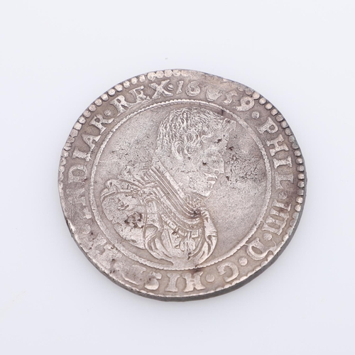 630 - A WILLIAM III SHIPWRECK SHILLING AND SIMILAR 8 REALES COIN. A William III Shilling, 1696, from the w... 