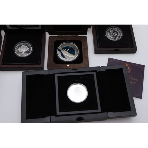 705 - A COLLECTION OF SILVER PROOF AND OTHER RECENT COMMEMORATIVE ISSUES. A collection of recent commemora... 