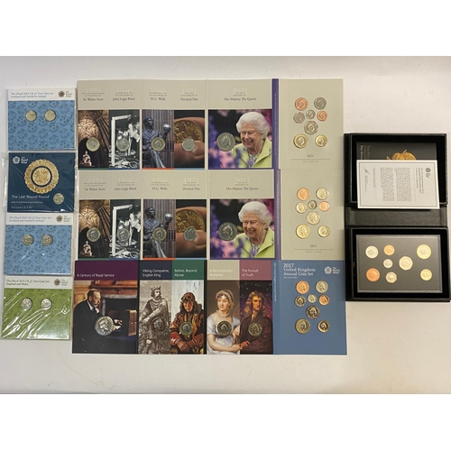 711 - A COLLECTION OF ROYAL MINT UNCIRCULATED YEAR SETS AND OTHERS. Royal Mint year sets for 2015, proof s... 