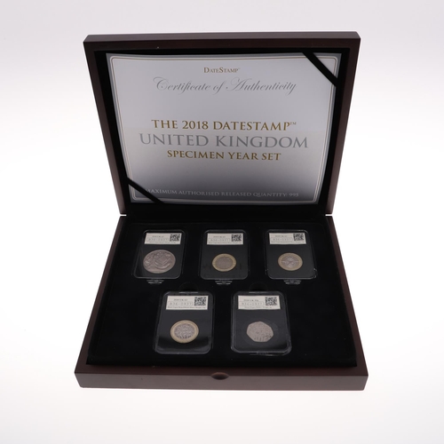 718 - A COLLECTION OF ROYAL MINT AND OTHER COMMEMORATIVE ISSUES. A set of 2018 Alphabet 10p coins in Chang... 