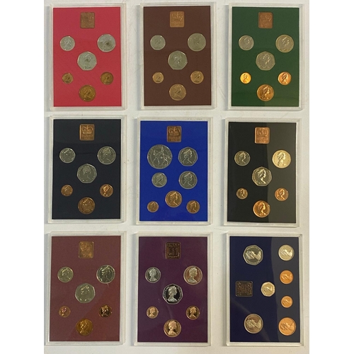 725 - ROYAL MINT ANNUAL YEAR SETS 1973 AND LATER. Royal Mint uncirculated year sets for 1973, 1974, 1975, ... 