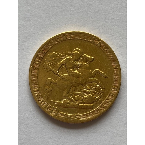 786 - A GEORGE III SOVEREIGN, 1817. A George III Sovereign, Bare head r. George and Dragon reverse, dated ... 