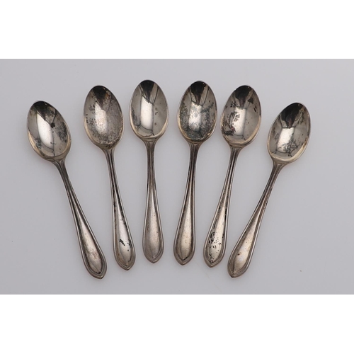 38 - MISCELLANEOUS CASED SETS:-. a reproduction Puritan spoon, a set of six tea/ coffee spoons with openw... 