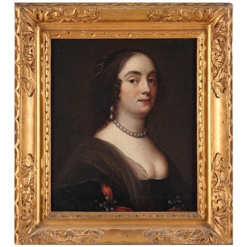 515 - WILLEM  WISSING (1656-1687). His circle. PORTRAIT OF A LADY. Bust length, wearing a dark dress with ... 