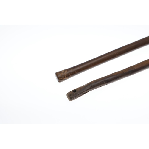 633 - AFRICAN WOODEN KNOBKERRIE, & ANOTHER KNOBKERRIE. A hardwood knobkerrie, probably late 19thc/early 20... 