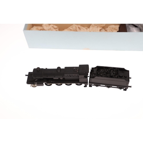 637 - BOXED RAILWAY LOCOMOTIVES - BACHMANN, HORNBY & OTHERS. A boxed Bachmann Class 7F locomotive and tend... 