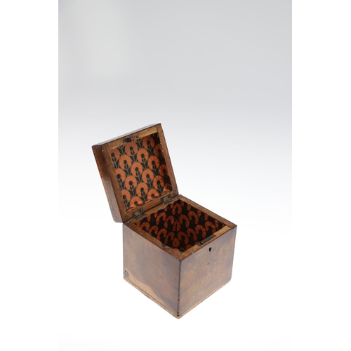 652 - VICTORIAN TUNBRIDGE WARE BOXES. A variety of boxes including four boxes with geometric patterns to t... 