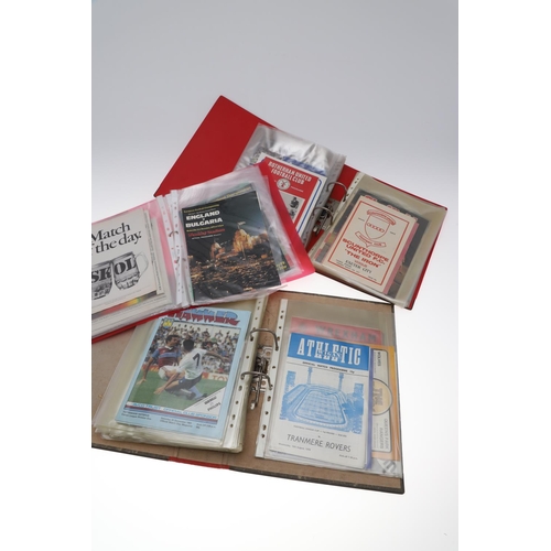 662 - COLLECTION OF FOOTBALL PROGRAMMES INCLUDING 1938 FA CUP FINAL PROGRAMME & TICKET. A 1938 FA Cup fina... 