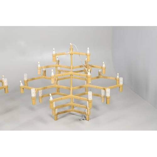 679 - PAIR OF NEMO 'CROWN MAJOR' CONTEMPORARY PENDANT CHANDELIERS - JEHS & LAUB. A large pair of contempor... 