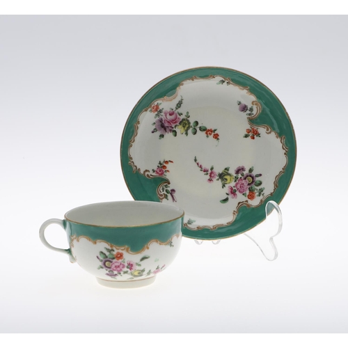 797 - 18THC WORCESTER CUP & SAUCER, & TWO WORCESTER BOWLS. A cup and saucer painted with sprays of flowers... 