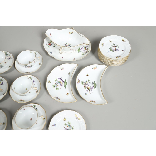 802 - HEREND TEA SERVICE - ROTHSCHILD BIRD. A Herend service in the Rothschild Bird design, each piece pai... 