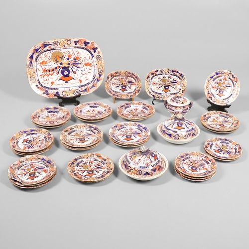 818 - LARGE 19THC PART DINNER SERVICE - POSSIBLY DERBY. A large service possibly by Derby, each painted in... 