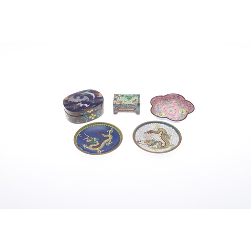 836 - COLLECTION OF JAPANESE CLOISONNE. A large mixed lot including a small pair of vases designed with fl... 