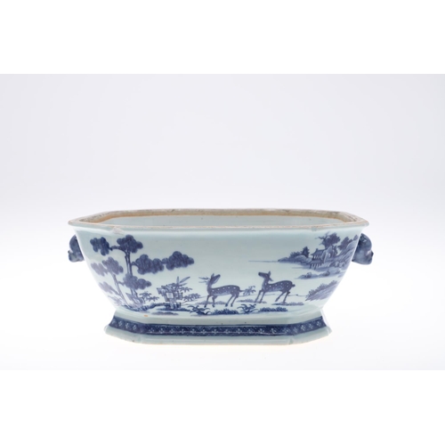 837 - 18THC CHINESE BLUE & WHITE PORCELAIN TUREEN, COVER & MATCHING DISH. Qianlong period (1736-1795), the... 