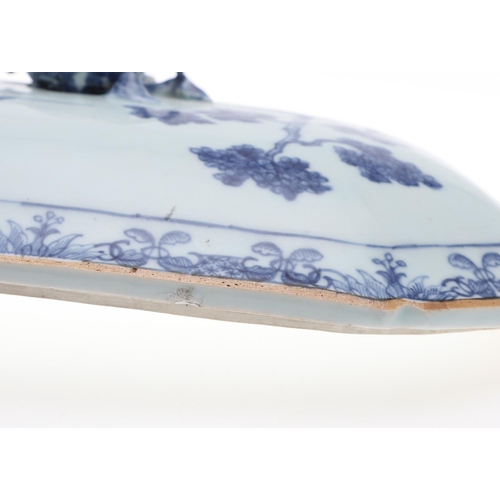 837 - 18THC CHINESE BLUE & WHITE PORCELAIN TUREEN, COVER & MATCHING DISH. Qianlong period (1736-1795), the... 