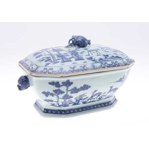 837 - 18THC CHINESE BLUE & WHITE PORCELAIN TUREEN, COVER & MATCHING DISH. Qianlong period (1736-1795), the... 