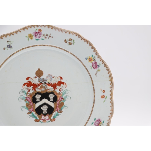 849 - CHINESE KANGXI DISH & ARMORIAL DISH. A Chinese underglaze blue and iron red dish, painted to the cen... 