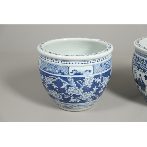 851 - LARGE CHINESE BLUE & WHITE JARDINIERE/FISH BOWL & ANOTHER SIMILAR. A late 19thc large jardiniere, pa... 