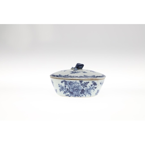 859 - CHINESE MINIATURE BLUE & WHITE TUREEN & DISH. A miniature tureen with oval shaped lid with fruit sha... 