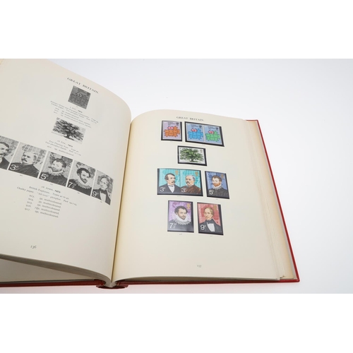 585 - GREAT BRITAIN STAMP COLLECTION. Including a Windsor Album with QE II definitive stamps from 1952-198... 