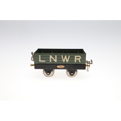 594 - EARLY HORNBY MECCANO 0 GAUGE BOXED WAGONS. Five wagons in original boxes, including GNR Brake Van, H... 